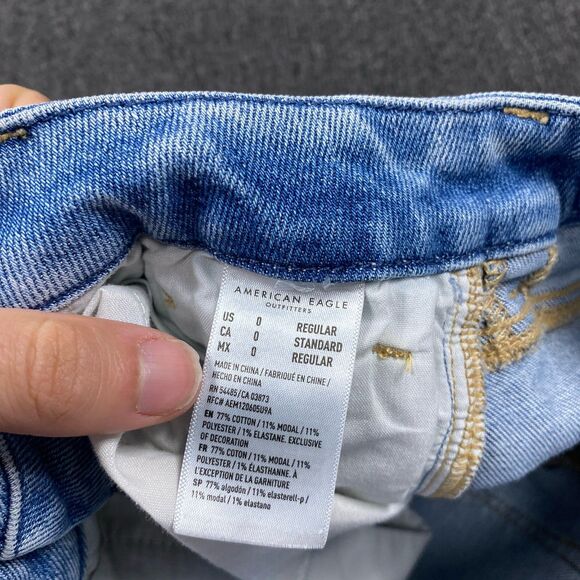 American Eagle Curvy Mom Jeans Raw Hem Light Wash Blue Women’s Size 0 Regular - Picture 3 of 7